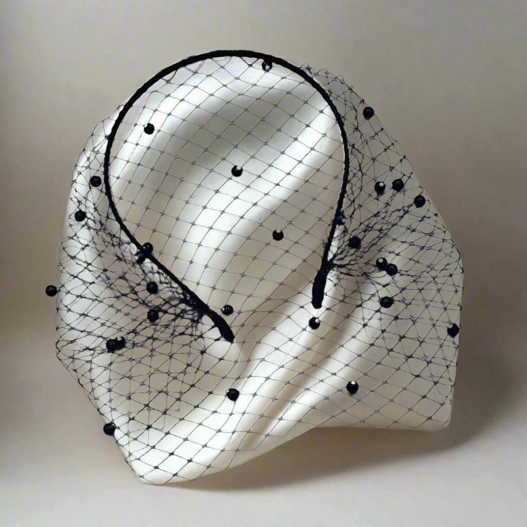 Diamond Tulle Party Headband – Vintage Bridal Cage Veil for Weddings & Events - Véu de Tela com Tule Russo e Diamantes Artificiais – Tiaras para Noivas e Acessório para Red carpet-Baile de Gala