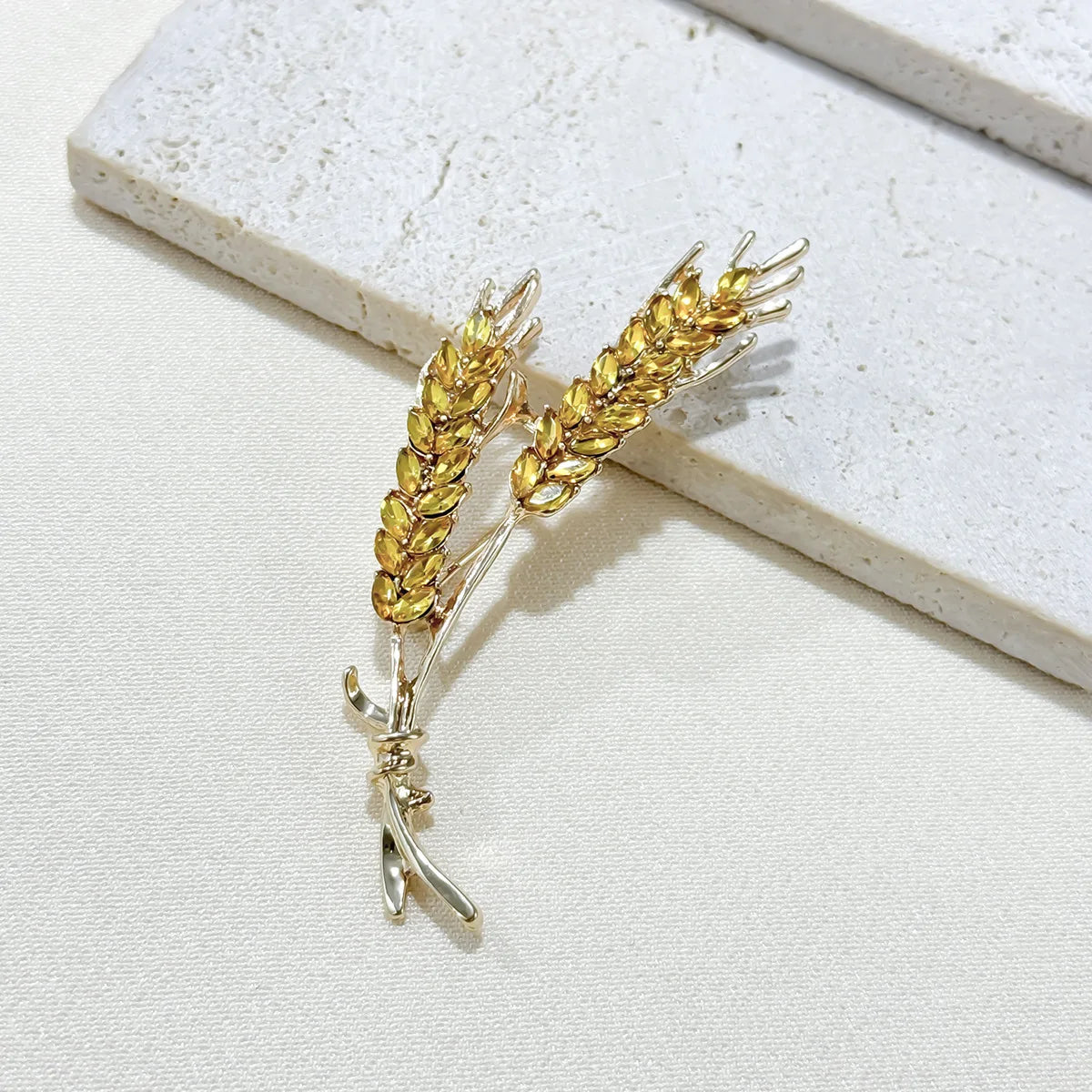 Elegant Colored Crystal Flower Brooches for Women - Jóias Finas - Broche Luxo em Cristal Colorido - Zirconia