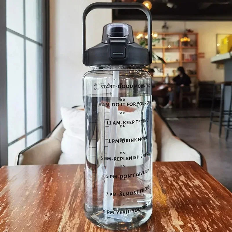 Massive Premium Travel Hydration Bottle - 2L - Garrafa Premium de Hidratação para Viagem - 2L - Formato Enorme