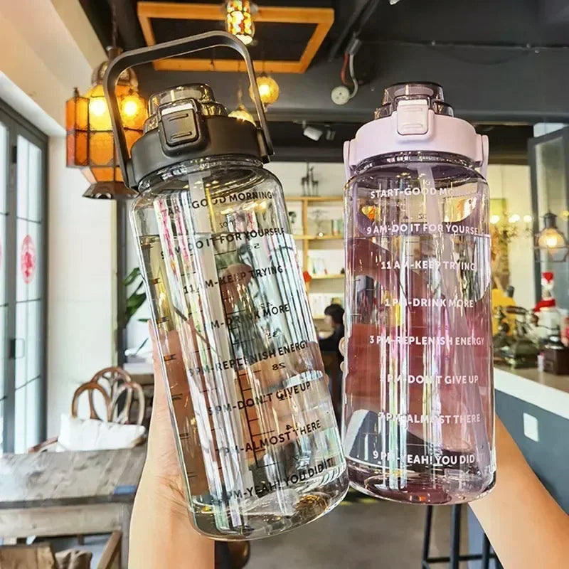 Massive Premium Travel Hydration Bottle - 2L - Garrafa Premium de Hidratação para Viagem - 2L - Formato Enorme