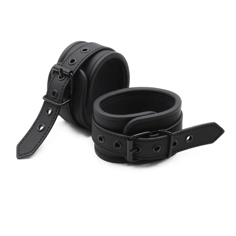 Adjustable Handcuffs Wrist Ankle - Leather - Algemas Ajustáveis Pulsos-Tornozelos- Couro - Para Jogos Eróticos