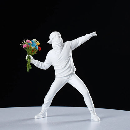 Banksy Sculpture Collection Art replica Flower Thrower Statue - Atirador de Flor Escultura Britânica Banksy - Replica de Arte - Feito a Mão - Alta Qualidade Artística