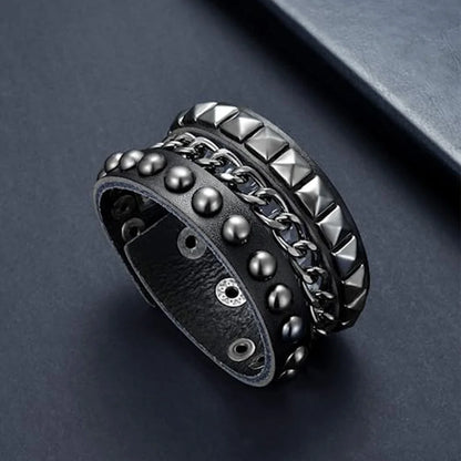 Black Punk Bracelets For Men Women- Gothic Spike Rivets - Leather - Pulseiras-Tiras de Couro com Tachas - Preto e Variações.