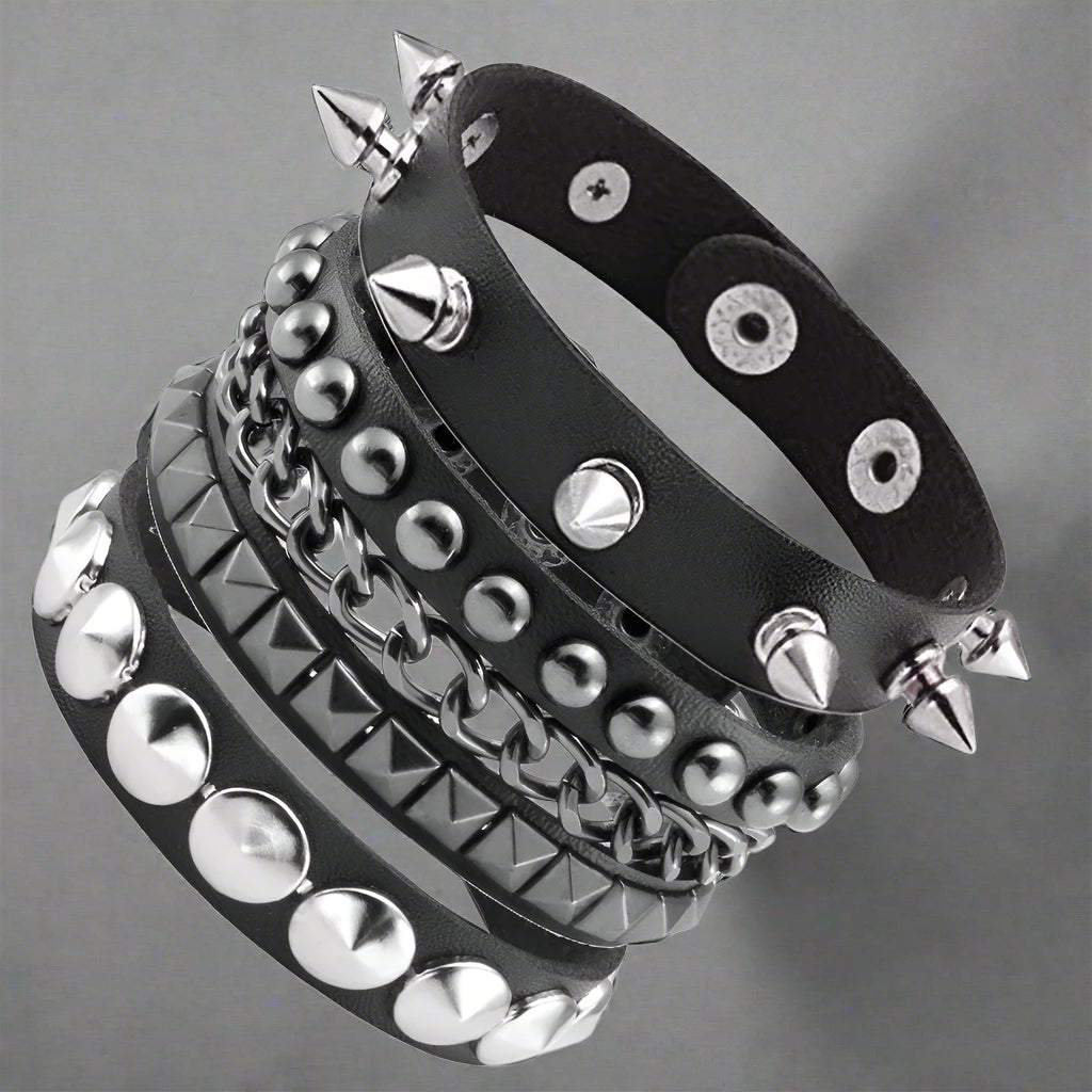 Black Punk Bracelets For Men Women- Gothic Spike Rivets - Leather - Pulseiras-Tiras de Couro com Tachas - Preto e Variações.